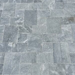 Opus 4 marbre bleu